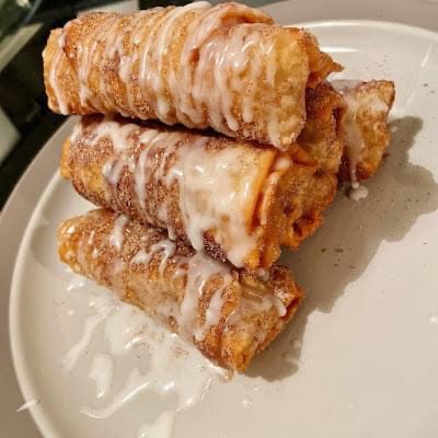 Peach Cobbler Eggrolls